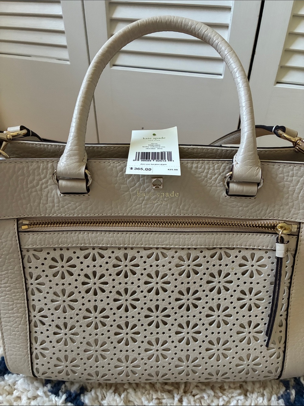 Kate Spade Embossed Croc. Stevie w gold hardware, 16” drop pop, 12” X 9”